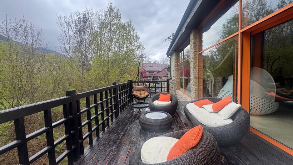 Pensiune deosebită în Bran || priveliște panoramică, facilitati premium - Poză 32