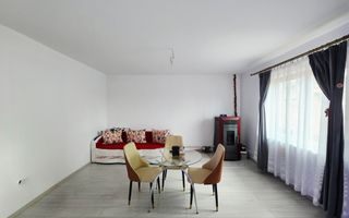 Vila 6 camere la intrare in Dobreni - Poză 9