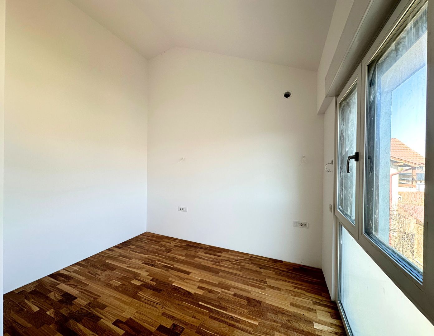 Casă smart de vânzare 4 camere Tehnologie premium Eficiență energetică ridicată - Poză 21