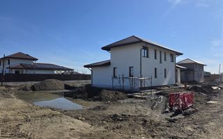 Casa in regim P+1ER de vanzare in Baltoesti - Poză 8