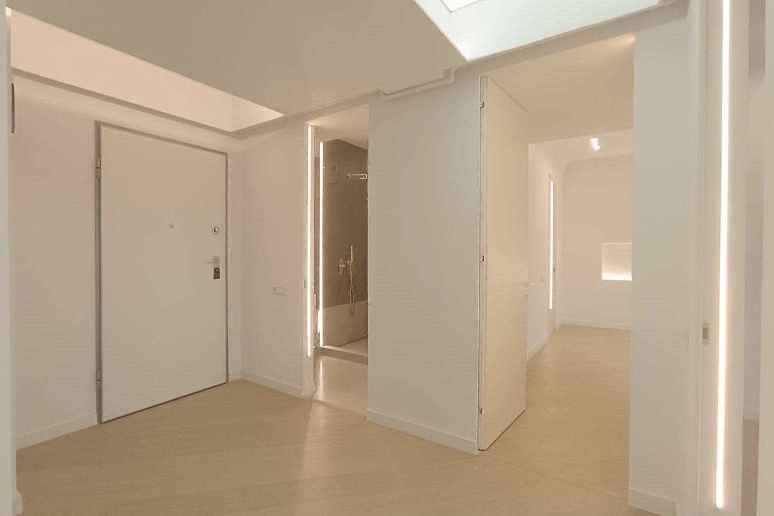 Apartament 3 camere NOU NEFOLOSIT Cortina NORTH - Poză 3