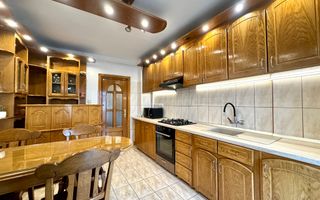 Spre Vânzare apartament cu 3 camere, în Centru, Păcurari - Poză 6