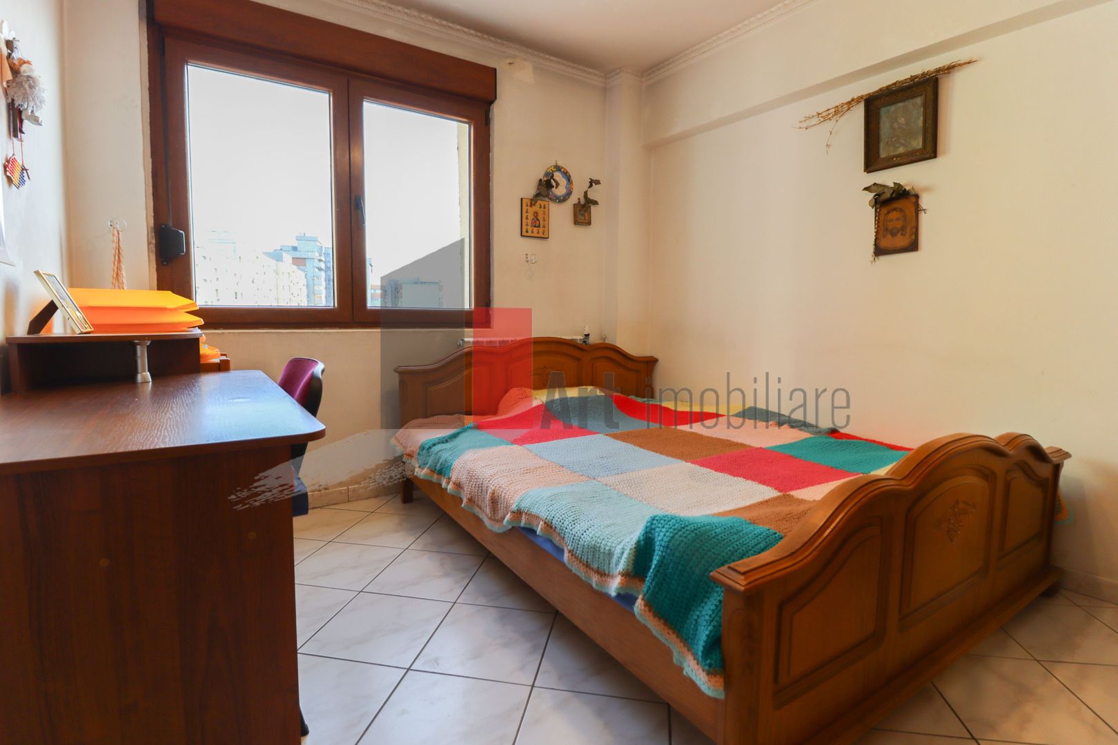 Apartamentul "SUPERMETO", BLOC STRADAL, REABILITAT - Poză 6