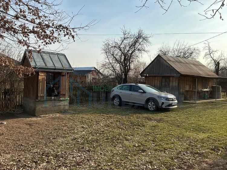 Casa Batraneasca 100 MP + teren intravilan 400 MP, 4500 MP extravilan - Poză 9