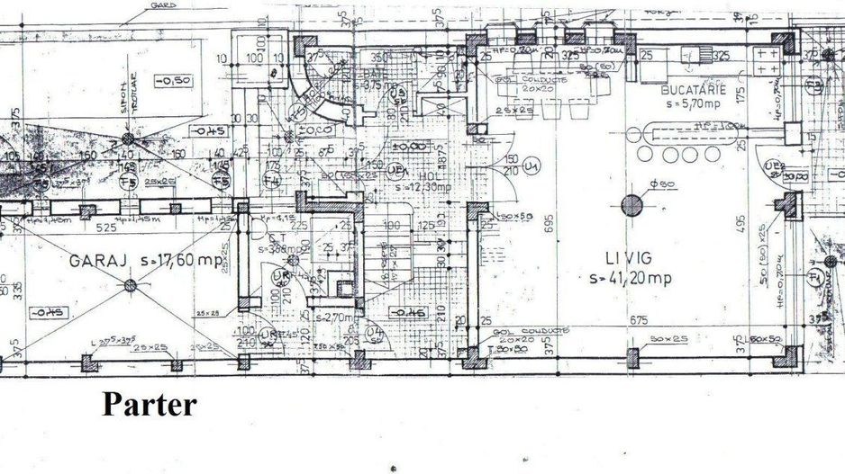 Casa Titulescu cu parcare privata -posibilitate extindere curte pana la 500 mp - Poză 10