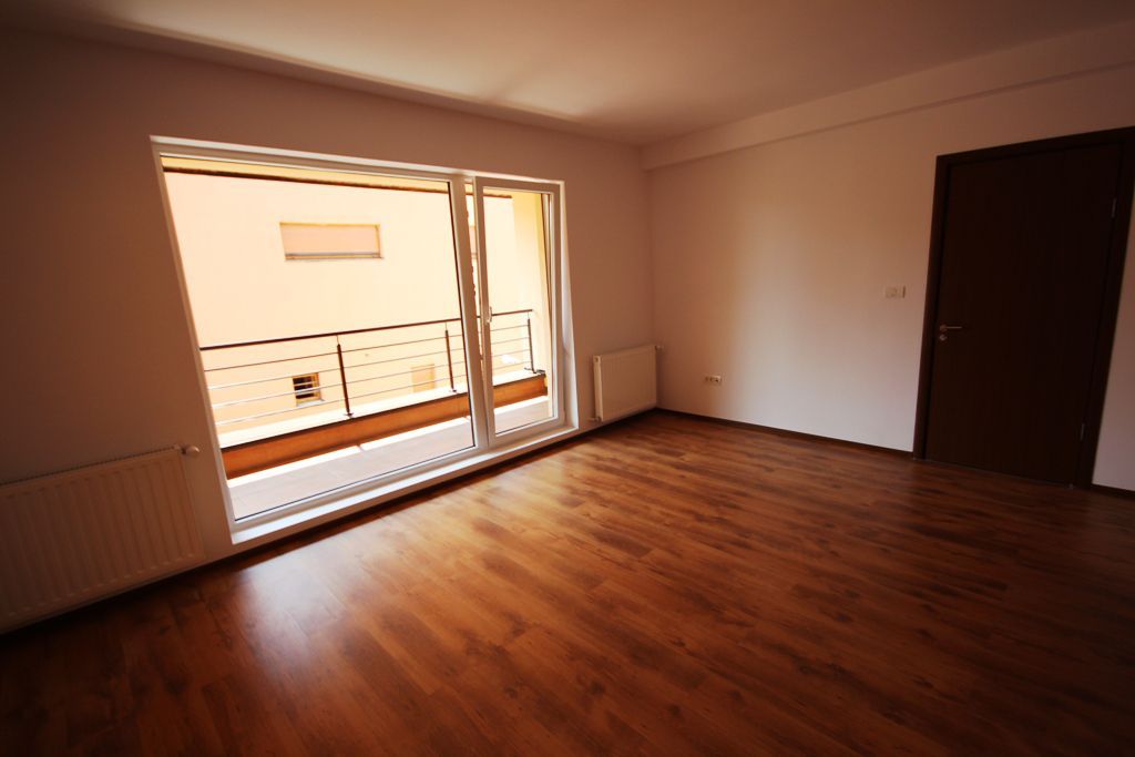 Vila spatioasa  nemobilata zona Elisabetin - Poză 10