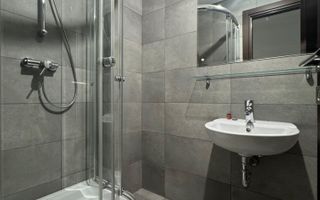 3 CAMERE| UPGROUND - Poză 12