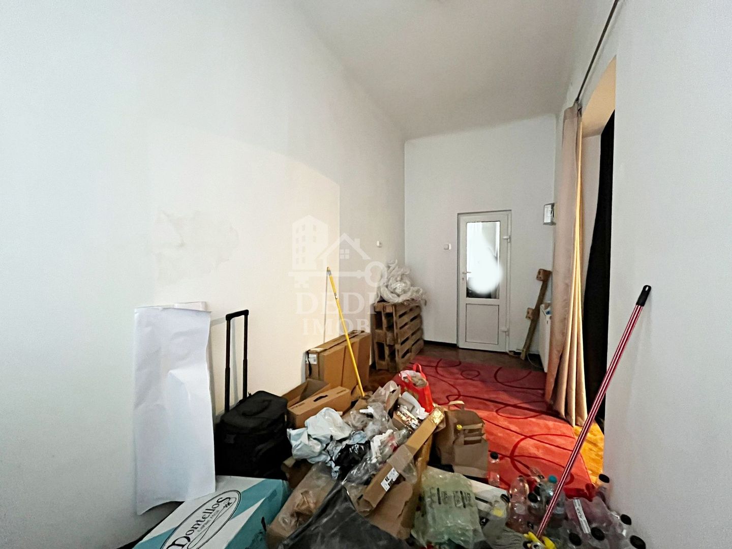 Spatiu de inchiriat central in zona Decebal, Oradea - Poză 3