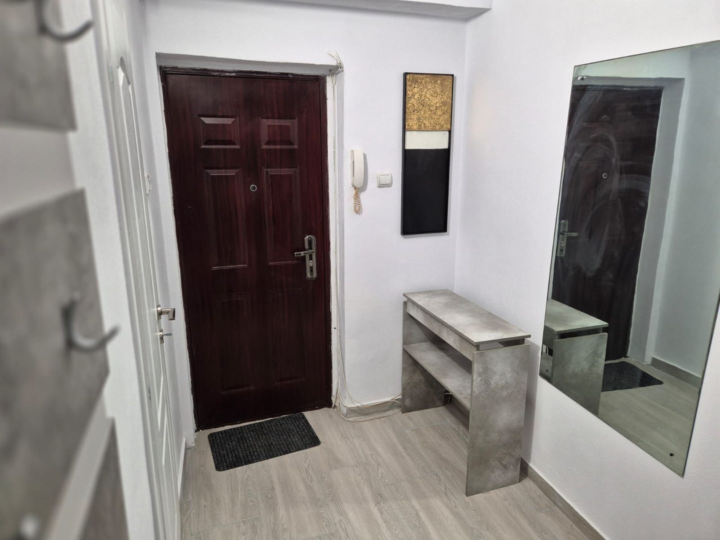 Apartament cu 3 camere in bloc reabilitat termic - Poză 6