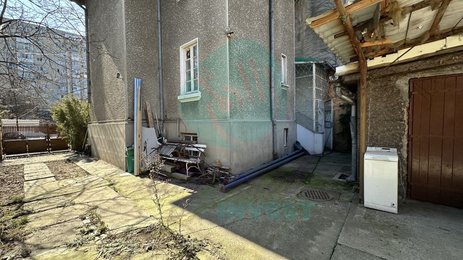 Casa interbelica intr-o zona boema - Poză 2