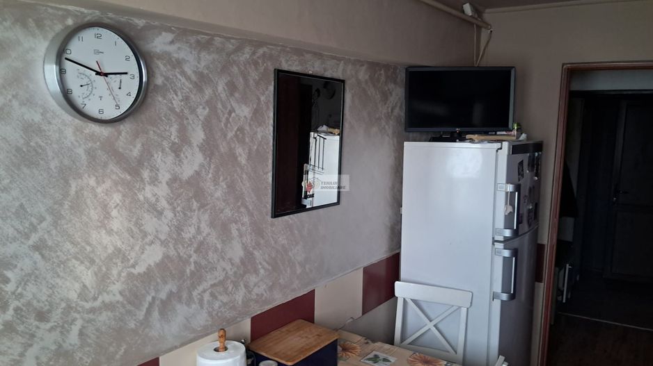 De vanzare 4 camere/97 mp utili/Scoala 10/Focsani/et 3/4 - Poză 12