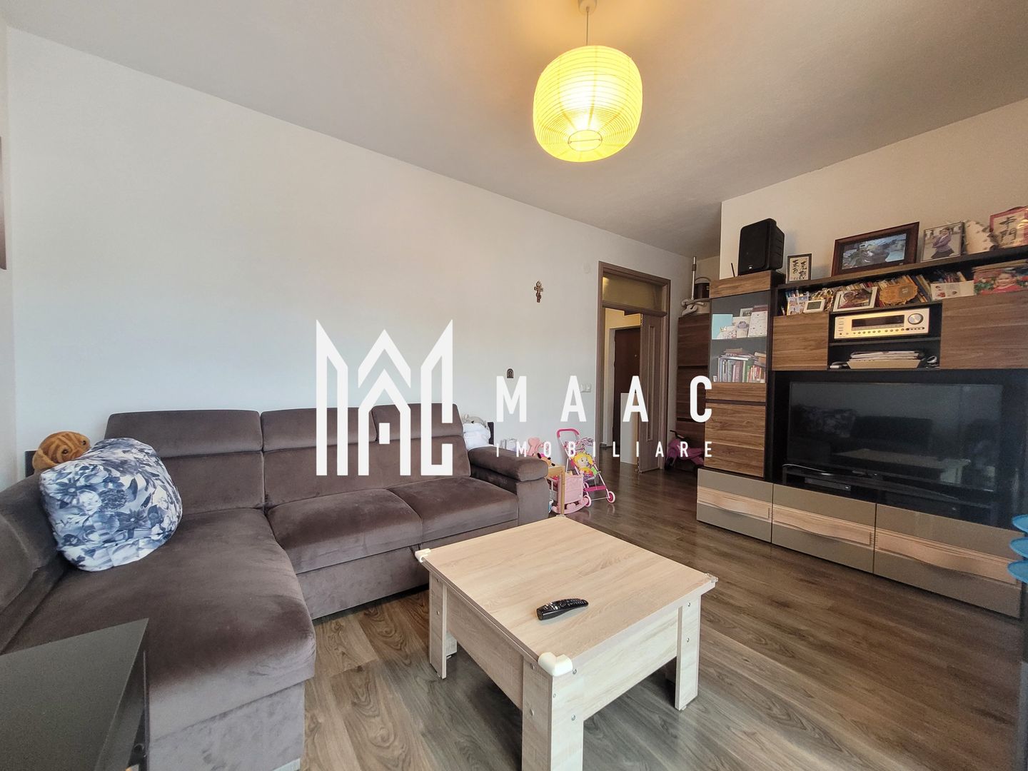 BLACK FRIDAY Apartament 3 camere | Etaj 1 | Parcare | Balcon - Poză 3