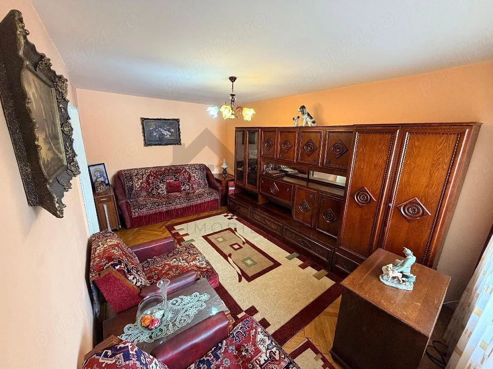 apartament doua camere de inchiriat - Poză 1