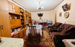 De vanzare 2 camere dec. in Galati, Micro 18, zonă Spitalul Județean - Poză 2