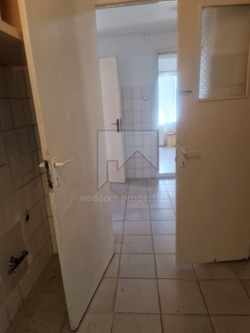 Casa S+P+1 - zona Calea Grivitei - Poză 12