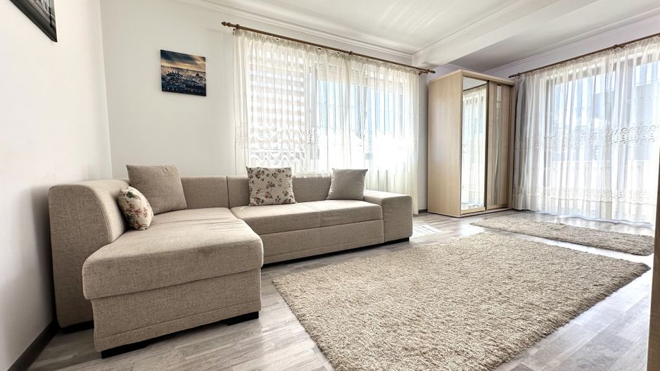 Apartament cu 2 camere  zona Coresi cu loc de parcare acoperit - Poză 3