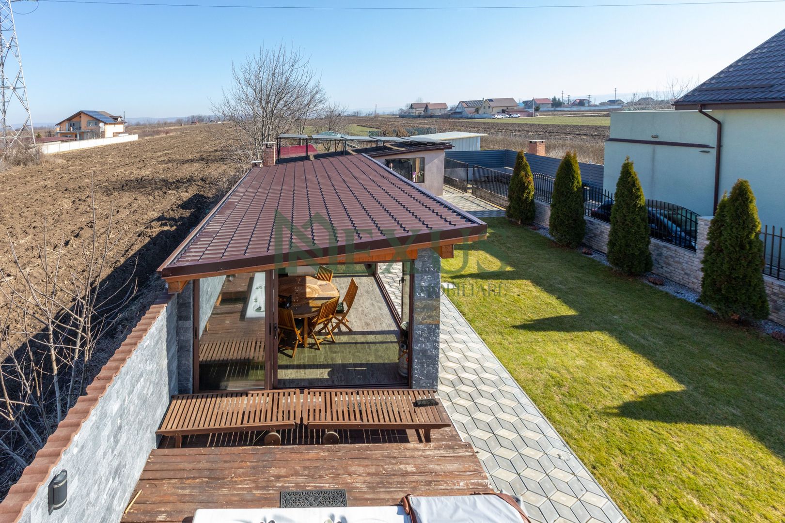 Casă/Vilă modernă de vânzare la intrare în Bogdan Vodă, județul Bacău. - Poză 54