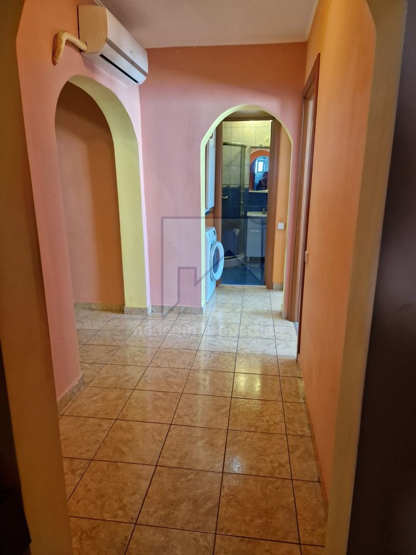 Vanzare apartament 4 camere - Dumbrava Noua - Poză 4