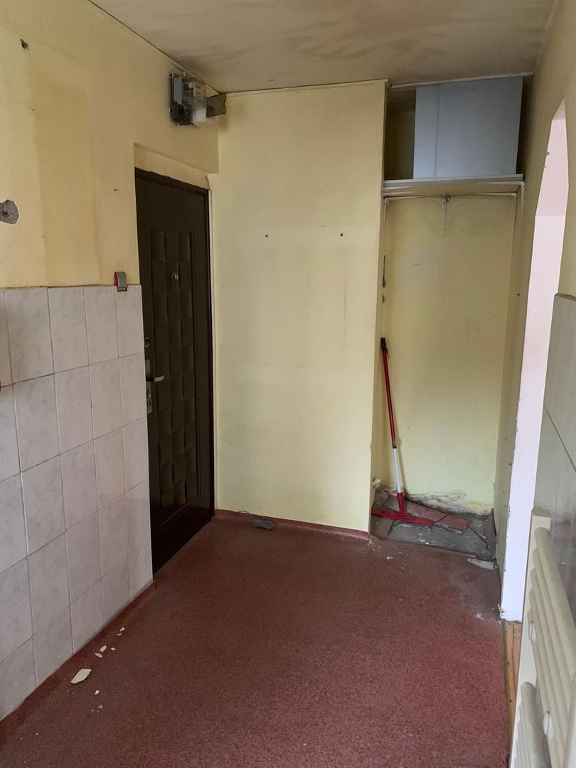 Apartament 3 camere semidecomandat 43 mp Manastur - Poză 9