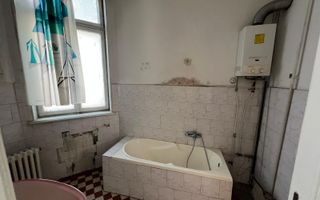Apartament in vila boiereasca la 5 minute de Parcul Cismigiu - Poză 12