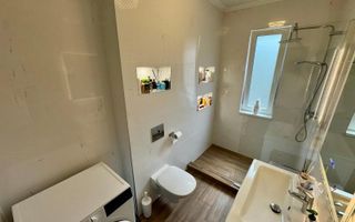 Apartament cu 3 camere, mobilat premium, parcare inclusă. - Poză 7
