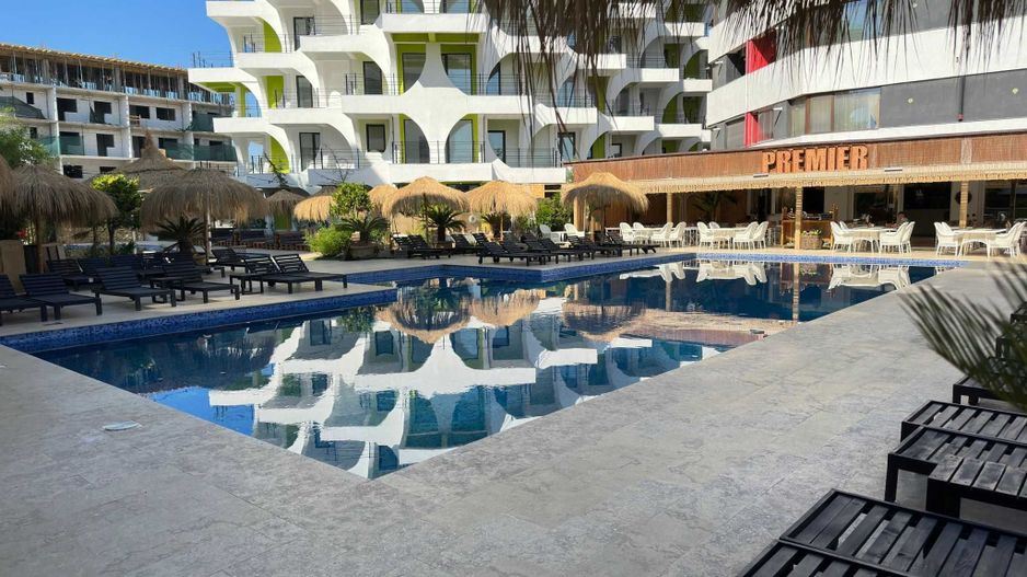 Apartament 2 camere in mamaia zona Lidl - Piscina exterioara - Poză 1