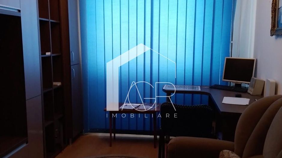 Apartament cu 3 camere, decomandat, zona Republicii - Poză 5