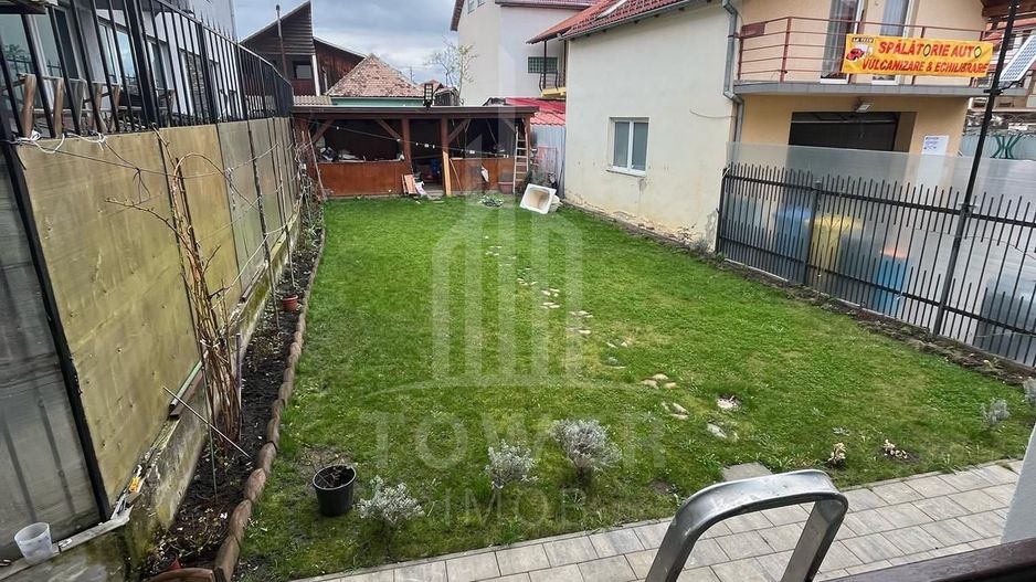 Casă nouă  cu 8 camere, 5 băi și curte – 220 mp utili – 480.000€ - Poză 3