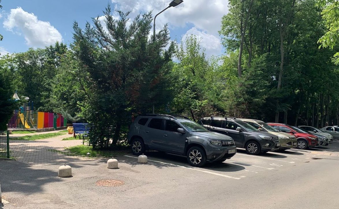 Apartament 3 camere, zona Parcul Aleea Niculitei. - Poză 7