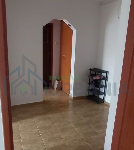 Apartament 2 camere decomandat de închiriat în zona Dacia, la bulevard, Iași - Poză 8