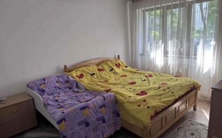 De vanzare apartament cu 2 camere, zona Scolii 7. - Poză 5