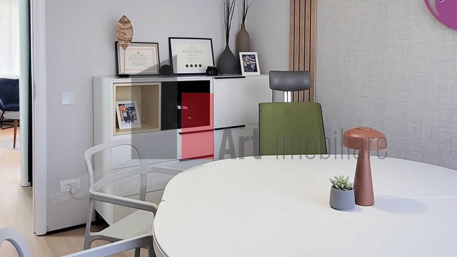 Oferim spre vanzare apartament superb de 3 camere, in Drumul Taberei - Poză 3