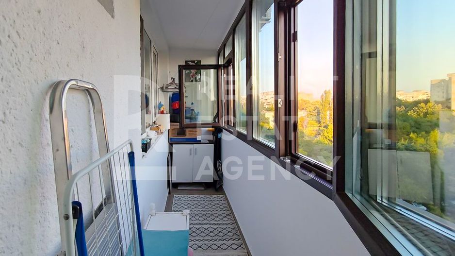 Vânzare, apartament cu 2 camere în zona Drumul Taberei - Poză 7