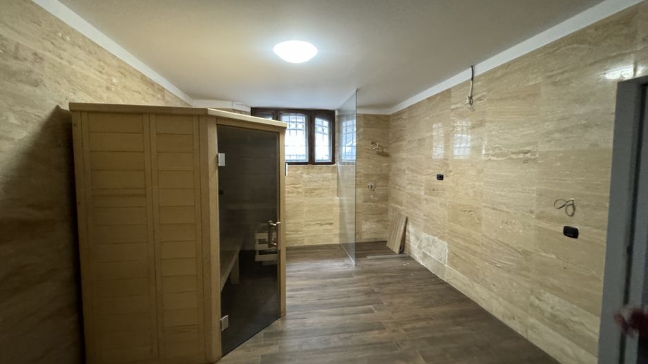 Universitate 20 camere arhitectura interbelica garaj curte piscina - Poză 23