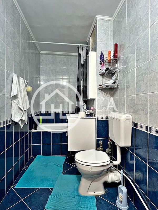 Apartament de vânzare cu 3 camere în zona Rogerius, Oradea - Poză 9