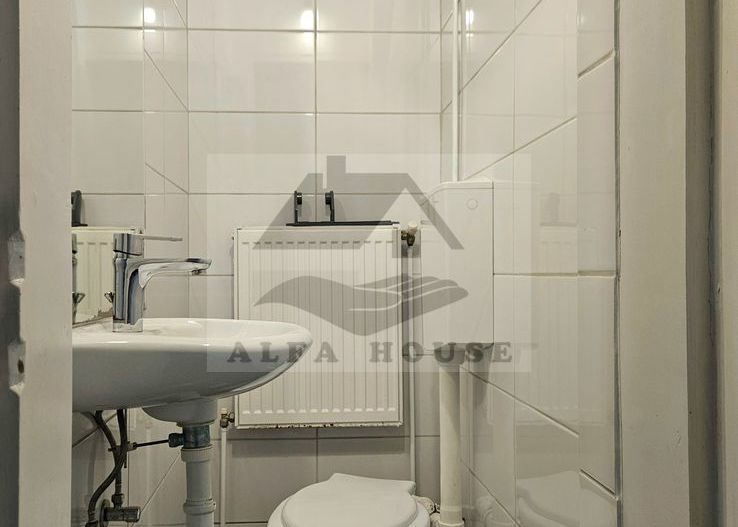 Casa deosebita cu 6 camere in  Centrul Brasovului - 210 mp - Poză 7