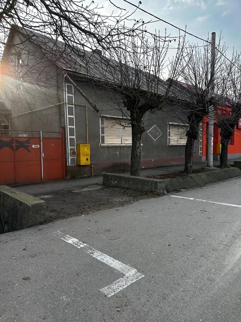 Casa ULTRACENTRAL Salonta - Poză 1