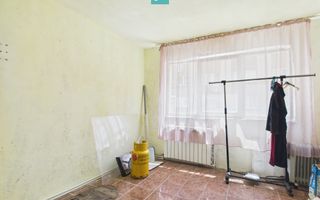 Garsonieră la parter zona UMT - Poză 3