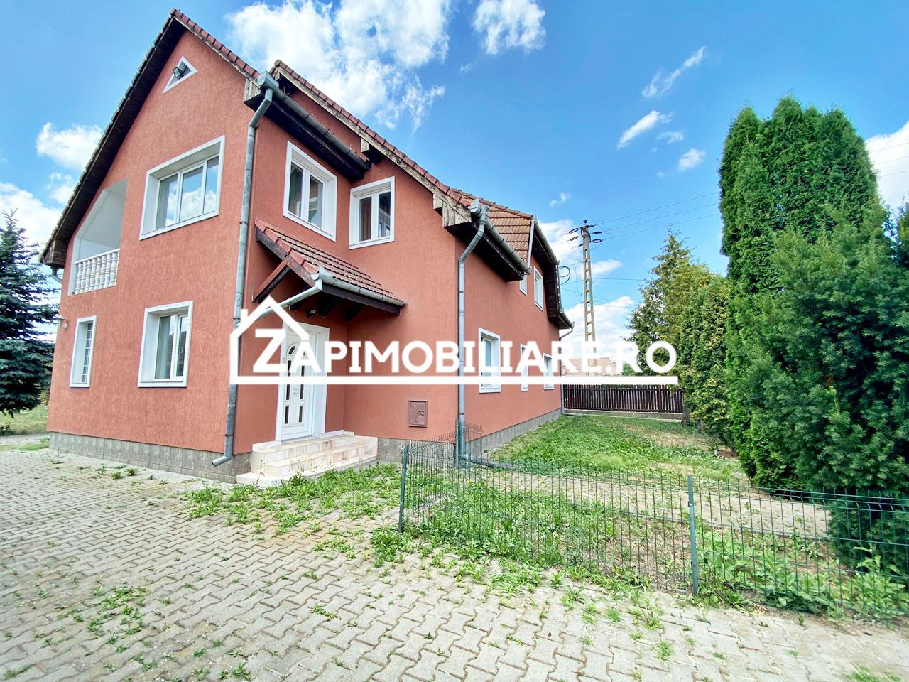 Ungheni - Casa 5 camere, 240mp, teren 1390mp, - Poză 2