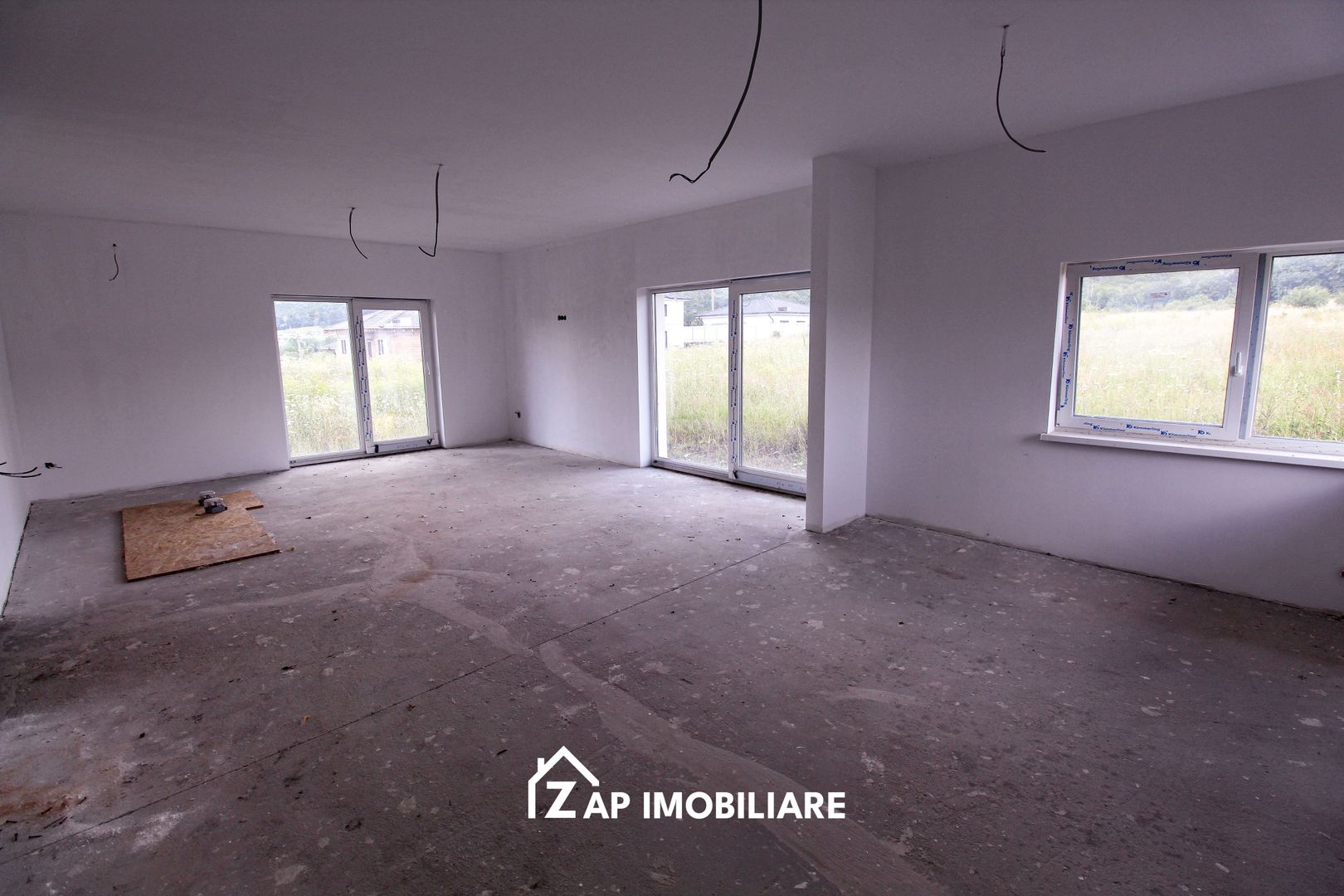 Corunca - 4 Camere 4 băi - 120 mp - 540 mp teren - Poză 3