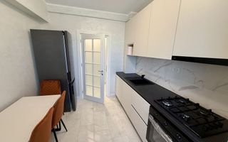 Apartament 2 camere decomandat, 68 mp, Royal Town, bloc 11, prima inchiriere - Poză 3