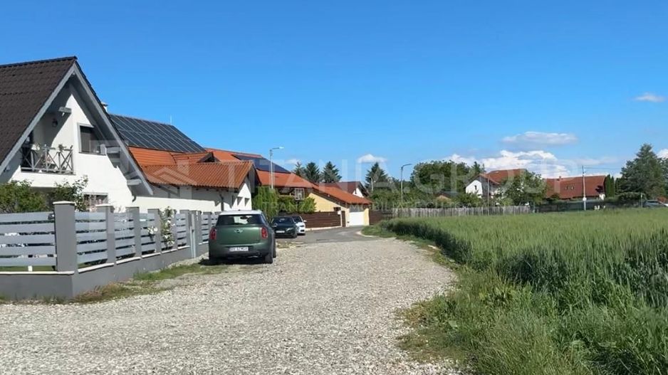 Teren intravilan 3h, Stupini -Str. Oitelor, asfalt si utilitati la 70 m - Poză 10