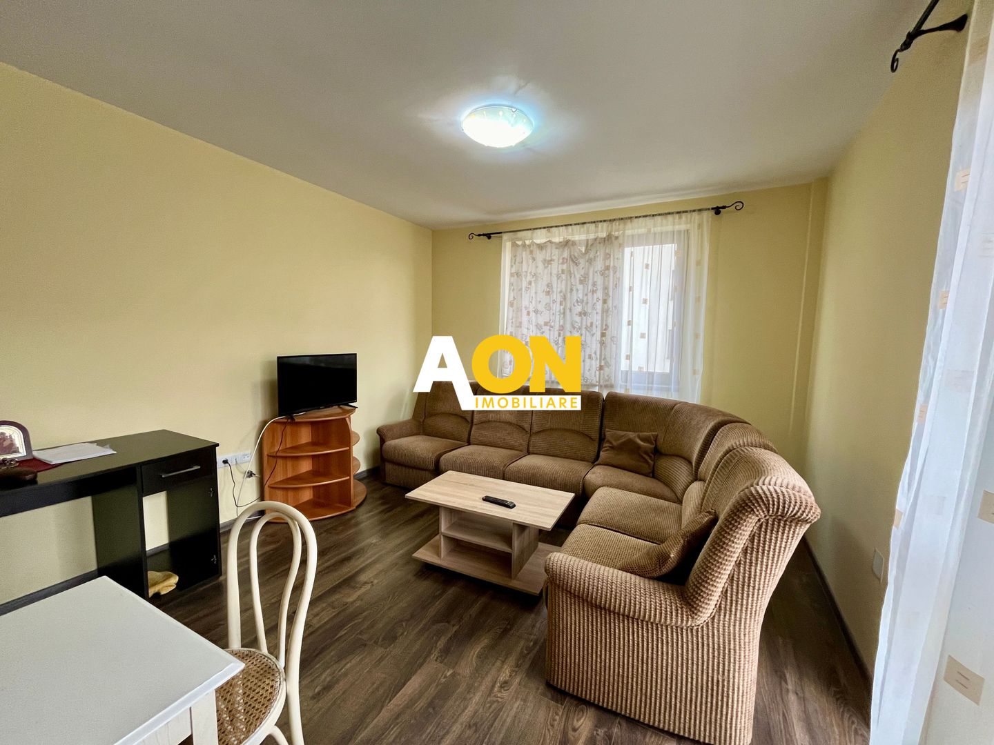 Apartament Cu 2 Camere, Etaj 1, Centru - Poză 4