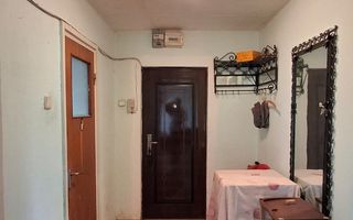 Apartament 4 camere de vanzare Titan Ozana I etaj 4/4 - Poză 12
