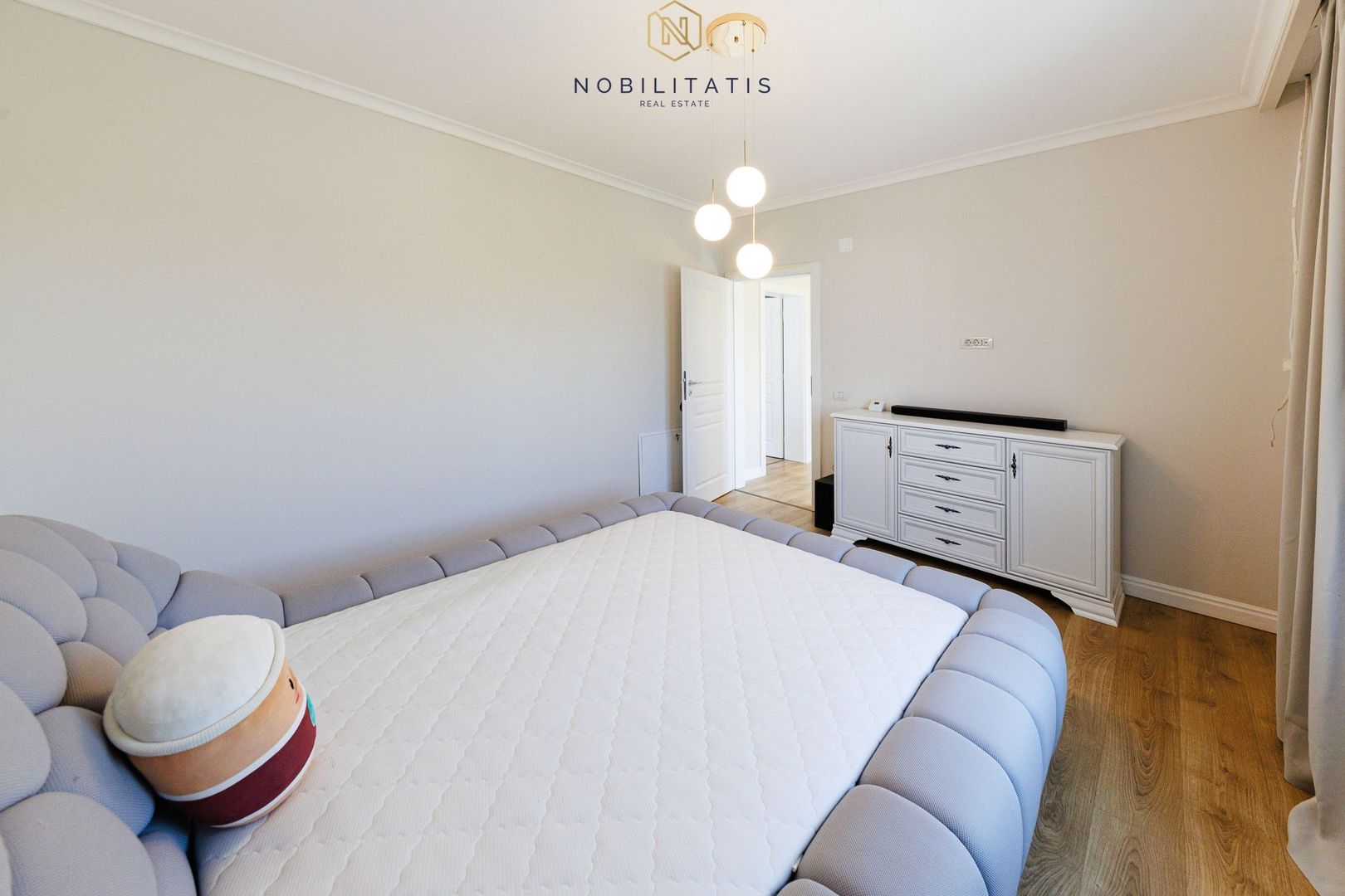 Oferta Vanduta -Casa Segmentul Lux, Garaj | 4 dormitoare | Langa Padure&Lac - Poză 21