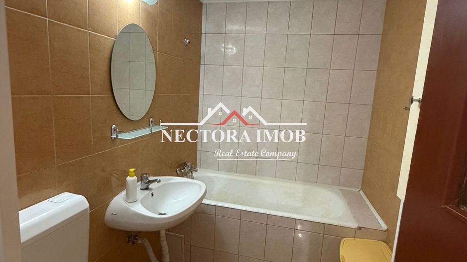 NECTORA IMOB-Apartament 3 camere, Str. Sf. Apostol Andrei, Etaj 2,65mp - Poză 14