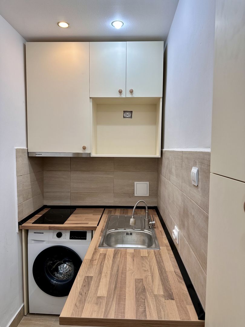 Garsoniera Vasile Lascar 33, bloc 1979 - zona Batistei - Armeneasca - Poză 9