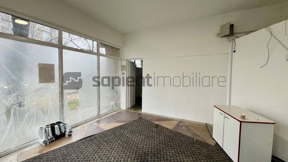 Sapient | Spațiu comercial _ Piața 22 Decembrie, Oradea - Poză 6