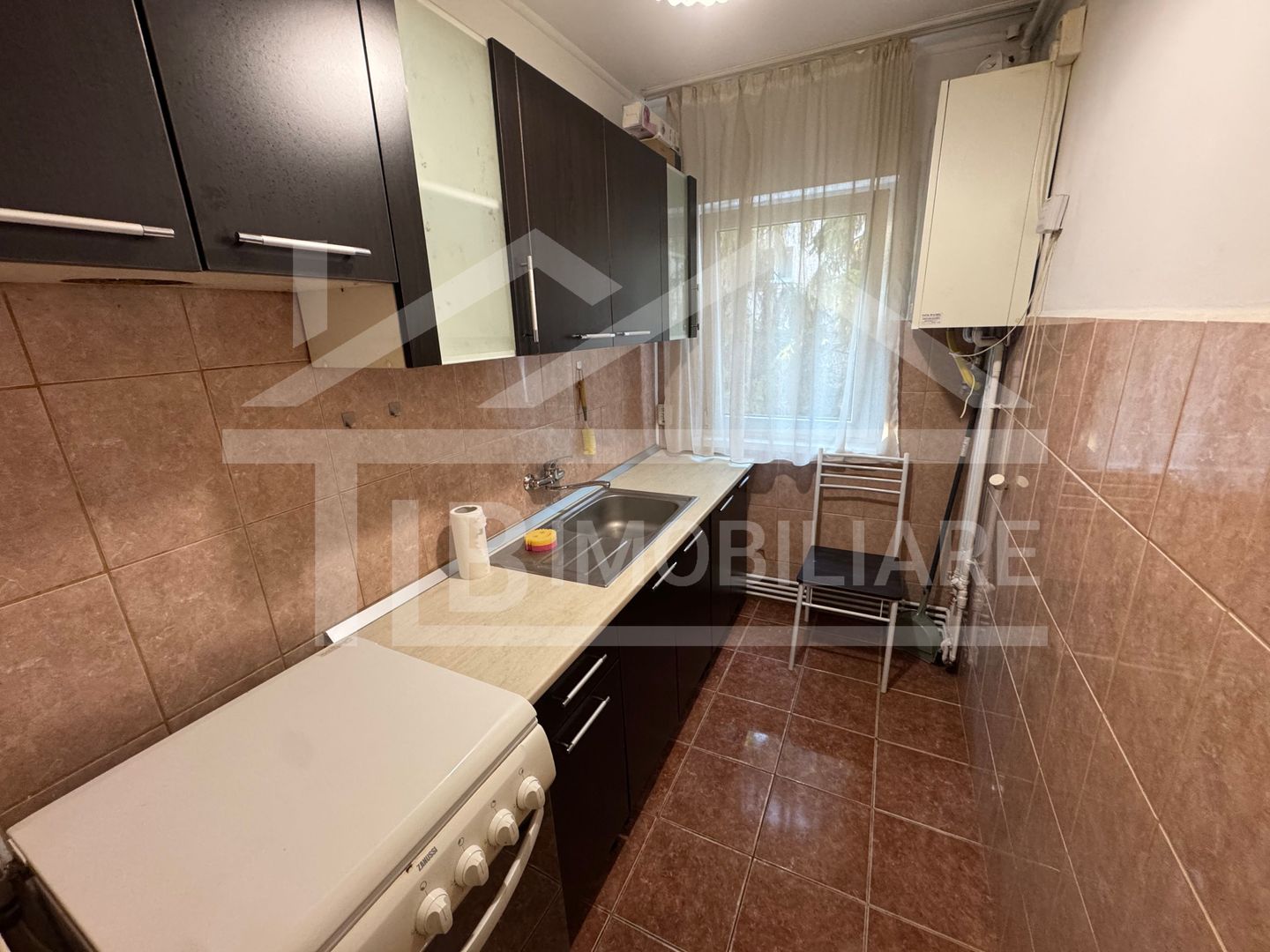 Apartament cu 3 camere, 60mp, Zona UMFST - Poză 8