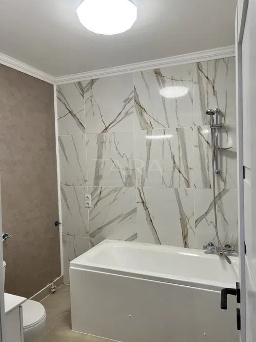 Apartament cu 2 camere in Floresti - Poză 7